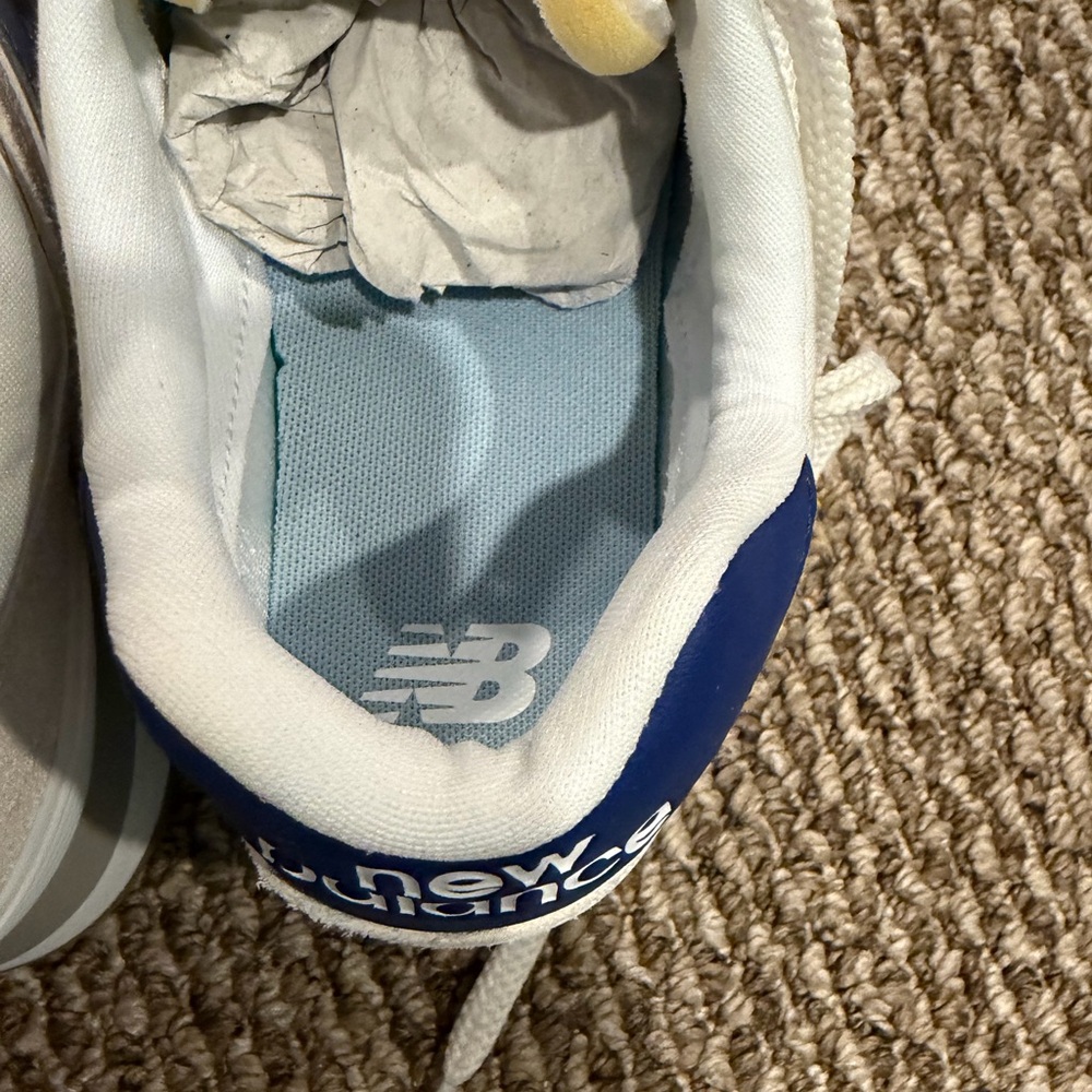 New Balance Beige and Violet Blue Classics Women’s Sneakers (8.5) Like New - Picture 9 of 13